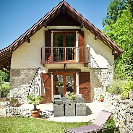 Chambres D'Hotes Des Lodges De La Cascade Yenne Екстериор снимка