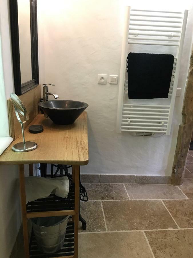 Chambres D'Hotes Des Lodges De La Cascade Yenne Екстериор снимка